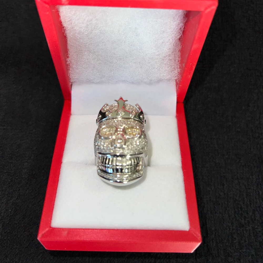 Diamond Skull Ring